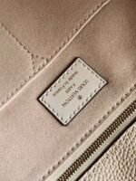 Louis Vuitton M46531 OnTheGo MM - Image 13