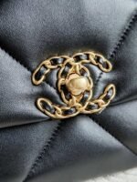 CHANEL 19 HANDBAG AS1160 Top quality version - Image 9