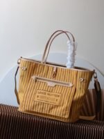Louis Vuitton M11947 Neverfull Bandoulière Inside Out MM - Image 6