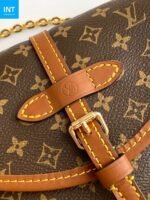 Louis Vuitton M27096 Solo - Image 8