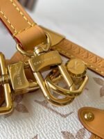 Louis Vuitton M26287 Side Trunk MM - Image 6
