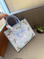 Gucci Tiger Medium tote bag - Image 2