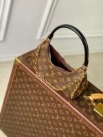 Louis Vuitton M25223 Small CATCHY bag - Image 5