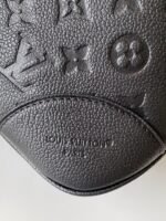 Louis Vuitton M13706 Boulogne GM - Image 9