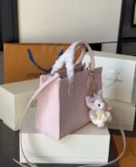 Louis Vuitton M47135 OnTheGo PM - Image 3