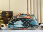 Louis Vuitton M24996 Christopher MM - Image 6