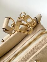 Louis Vuitton M23698 OnTheGo East West - Image 5