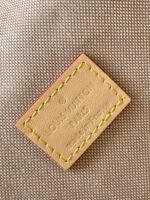Louis Vuitton N40674 Steamer Wearable Wallet - Image 8