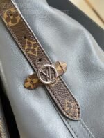 Louis Vuitton M12583 CarryAll Dark MM - Image 5