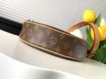 Louis Vuitton M81098 Loop - Image 6