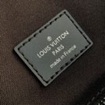 Louis Vuitton M43735 Christopher MM - Image 8