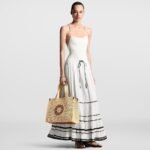 Louis Vuitton M24723 OnTheGo MM - Image 3