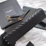 Saint Laurent Envelope Large Bag In Quilted Grain De Poudre Embo - Image 7