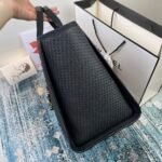 CHANEL Deauville Medium Tote - Image 4