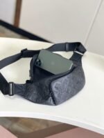 Louis Vuitton M47058 Rush Bumbag - Image 5