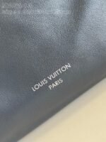 Louis Vuitton M12583 CarryAll Dark MM - Image 9