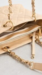 Chanel Grand Shopping Tote Caviar - Image 5