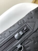 Louis Vuitton M21890 Duo Slingbag - Image 8