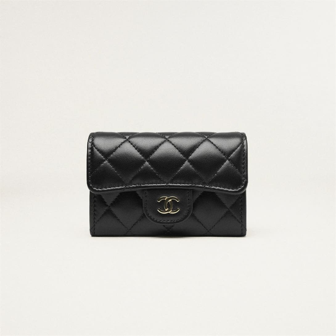 c796b0f21e9226f644b1404518fffc4f Chanel Classic Card Holder - Image 1