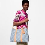 Louis Vuitton N40702 Weekend Tote - Image 2