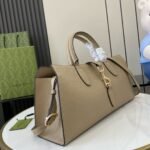 Gucci Medium tote bag with hook closure - Image 5