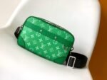 Louis Vuitton M31014 Alpha Messenger - Image 2