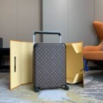 Louis Vuitton M20294 Horizon 55 - Image 10