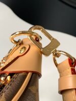 Louis Vuitton M81098 Loop - Image 8