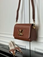 Louis Vuitton M24758 TWIST Medium Handbag - Image 10
