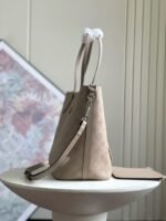 Louis Vuitton M21852 Blossom MM - Image 4