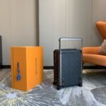 Louis Vuitton M23002 Horizon 55 - Image 6