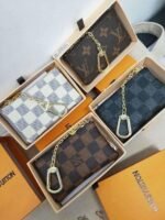 Louis Vuitton Small Wallet, gifts are random. - Image 13