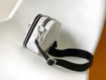 Louis Vuitton M31069 Alpha Messenger - Image 3