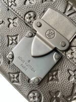 Louis Vuitton M58489 S Lock Messenger - Image 7