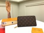 Louis Vuitton M62581 Zippy Organizer - Image 3