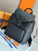 Louis Vuitton M23127 Montsouris Backpack - Image 2