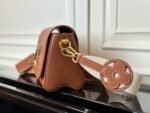 Louis Vuitton M24758 TWIST Medium Handbag - Image 5
