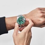 Rolex Submariner Date 116610LV ‘Hulk’ Stainless Steel Green Dial - Image 3
