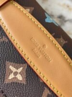 Louis Vuitton M24858 Rush Bumbag - Image 9