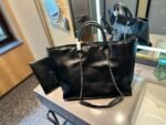 CHANEL LARGE TOTE - Image 4