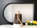 Louis Vuitton Néonoé BB M46581 - Image 8