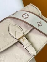 Louis Vuitton M46388 Diane - Image 7